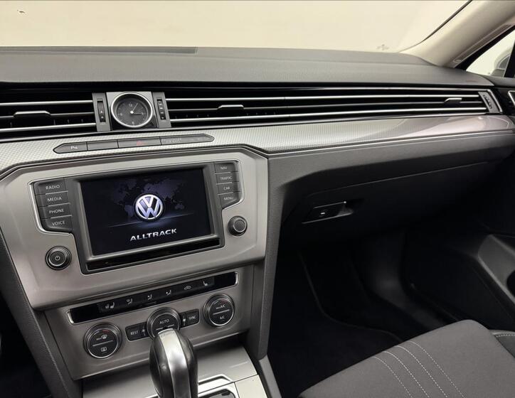 Volkswagen Passat 14
