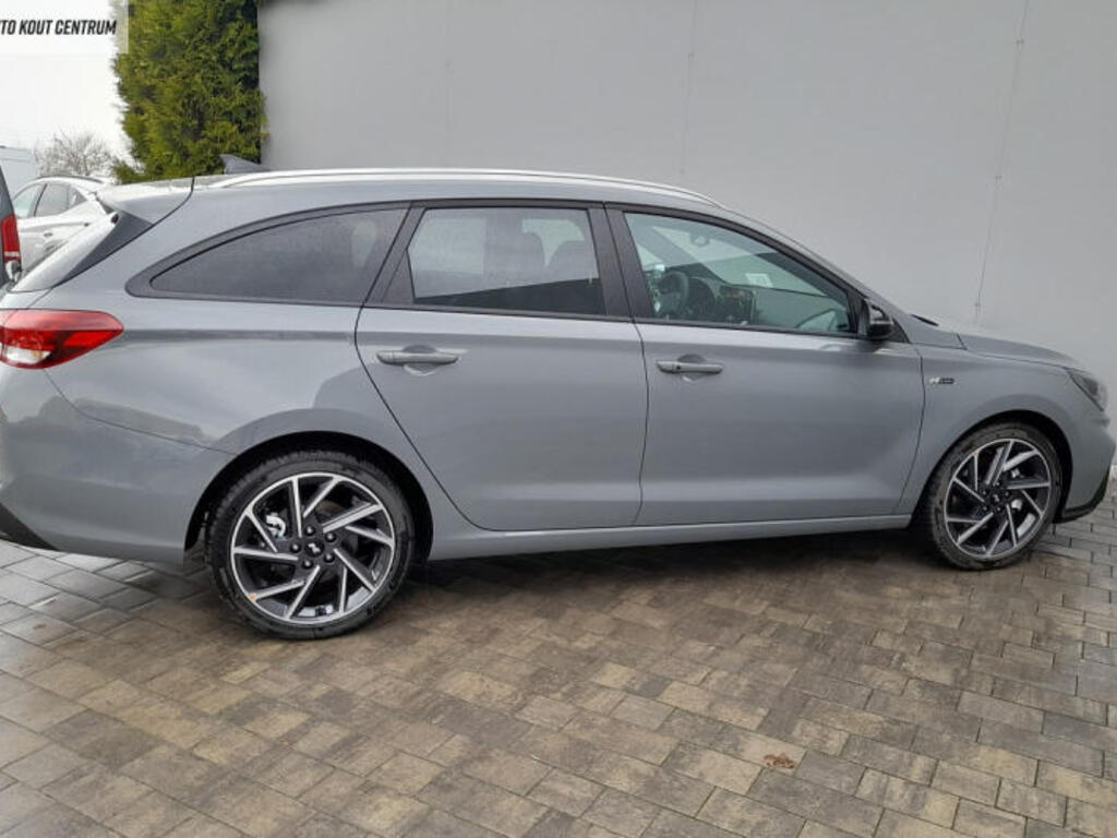 Hyundai i30 6