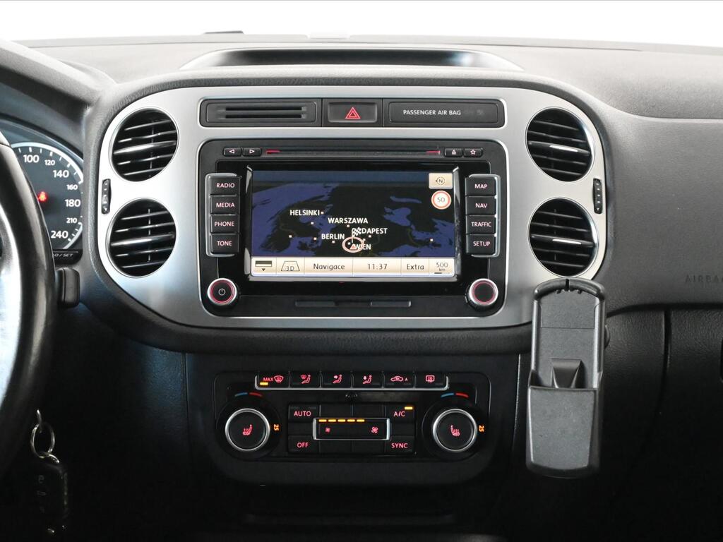Volkswagen Tiguan 12