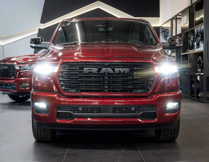 Dodge RAM 8