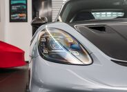 Porsche Cayman 24