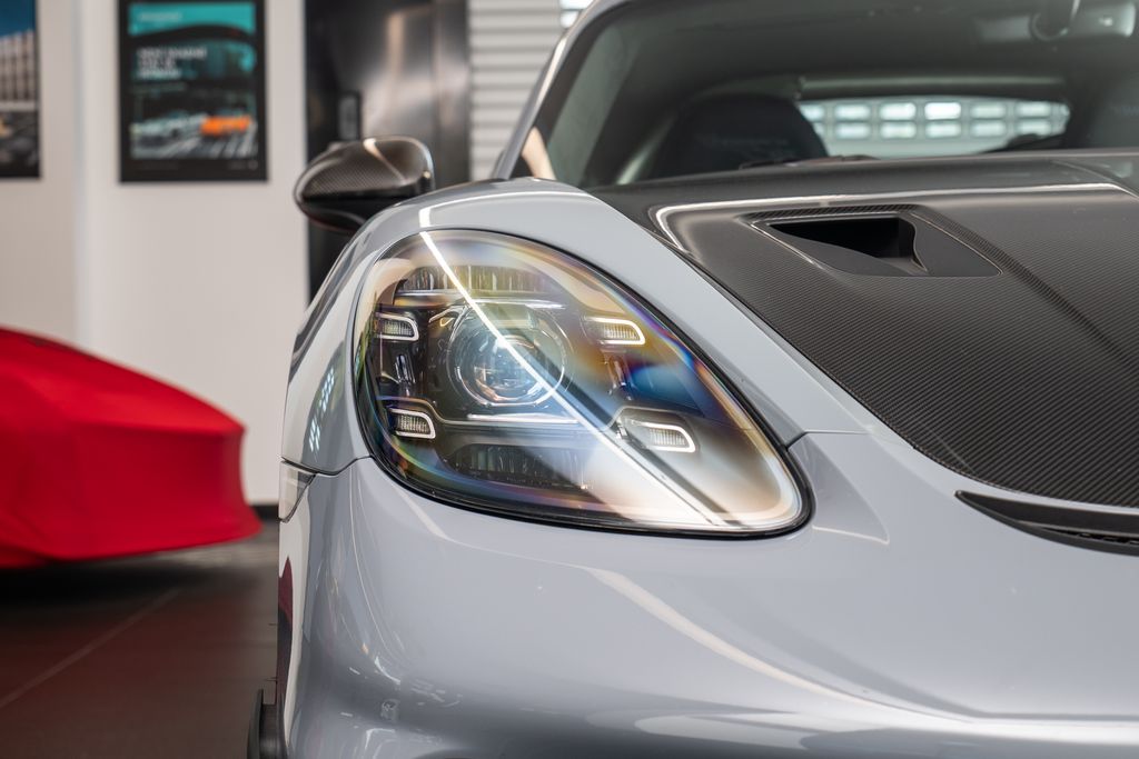 Porsche Cayman