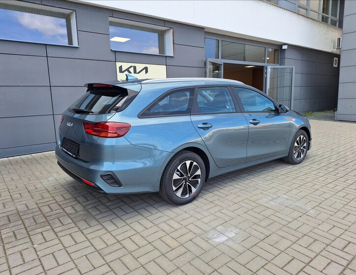 KIA Ceed 5