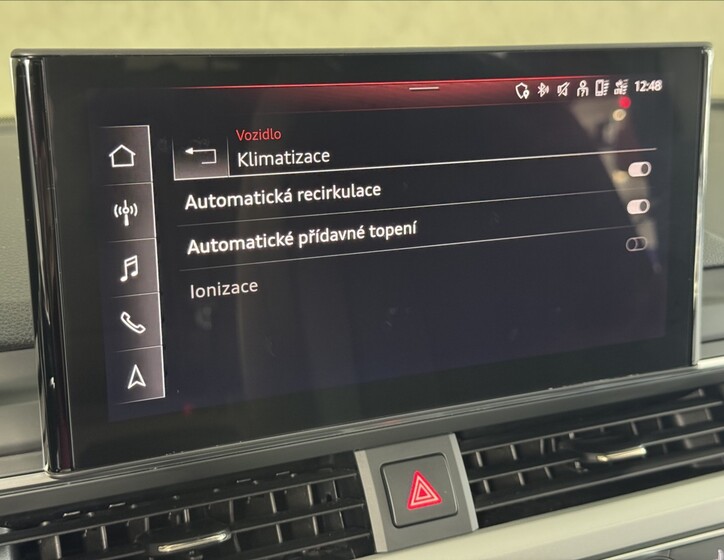 Audi A4 32