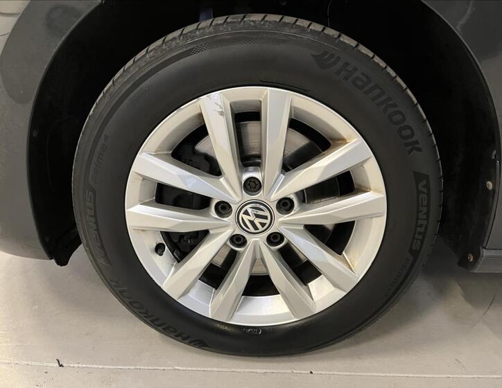 Volkswagen Touran 34