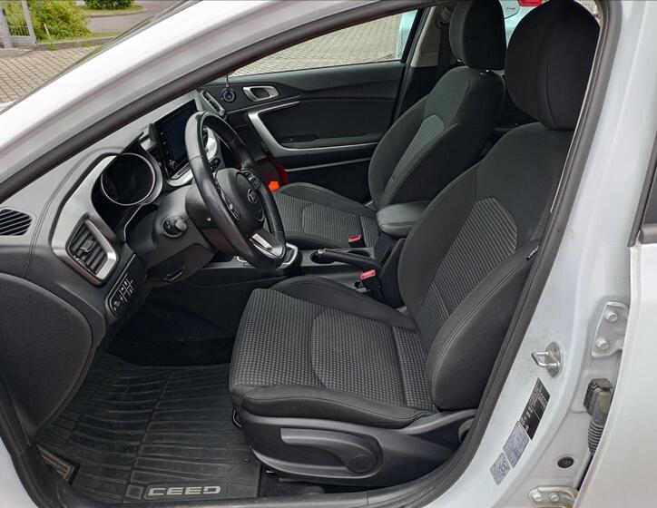 KIA Ceed 13