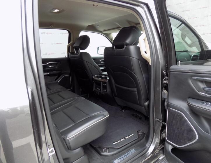 Dodge RAM 1500 19