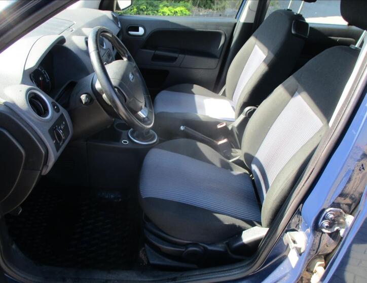 Ford Fusion 7