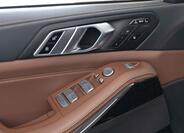 BMW X7 16
