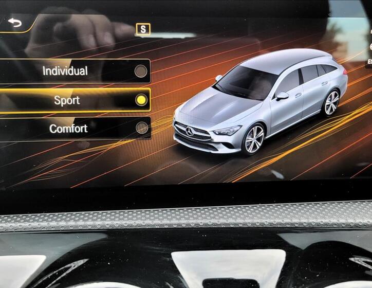 Mercedes-Benz CLA 30