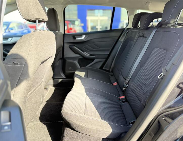 Ford Focus 14