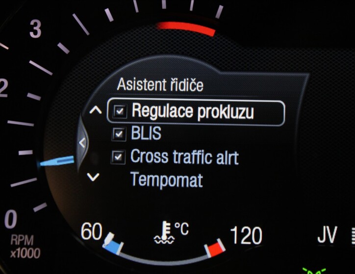 Ford S-MAX 10