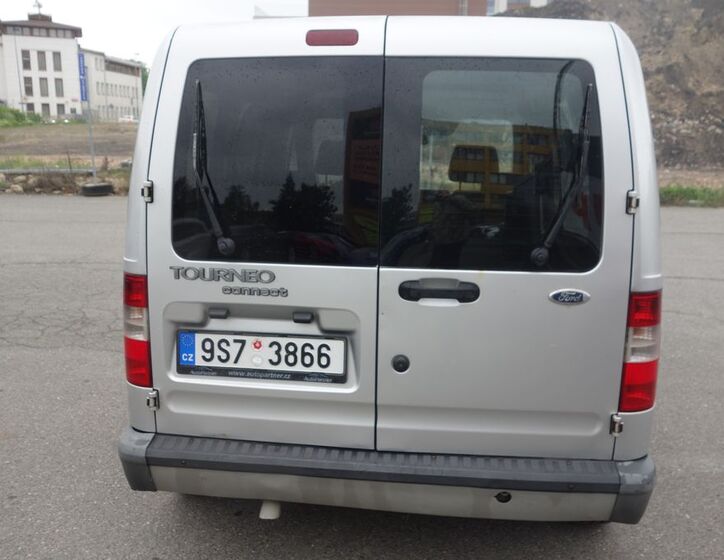 Ford Tourneo Connect 10