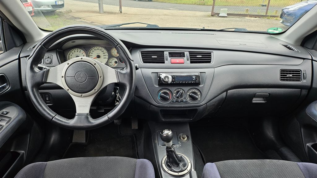 Mitsubishi Lancer