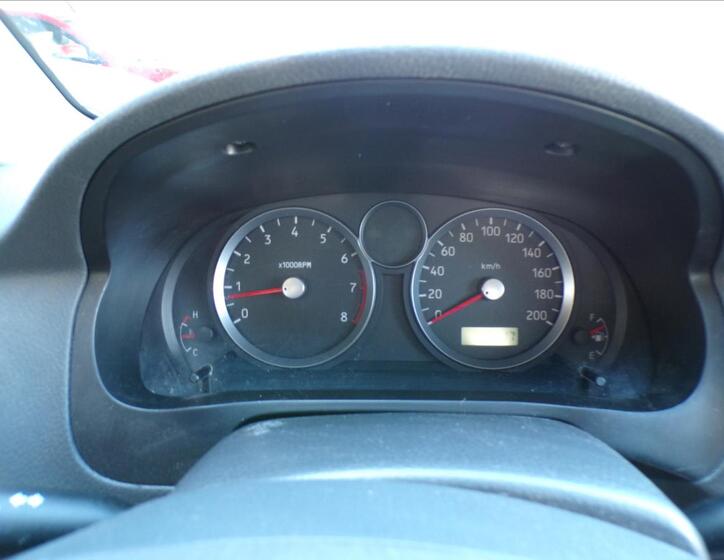 Suzuki Liana 7