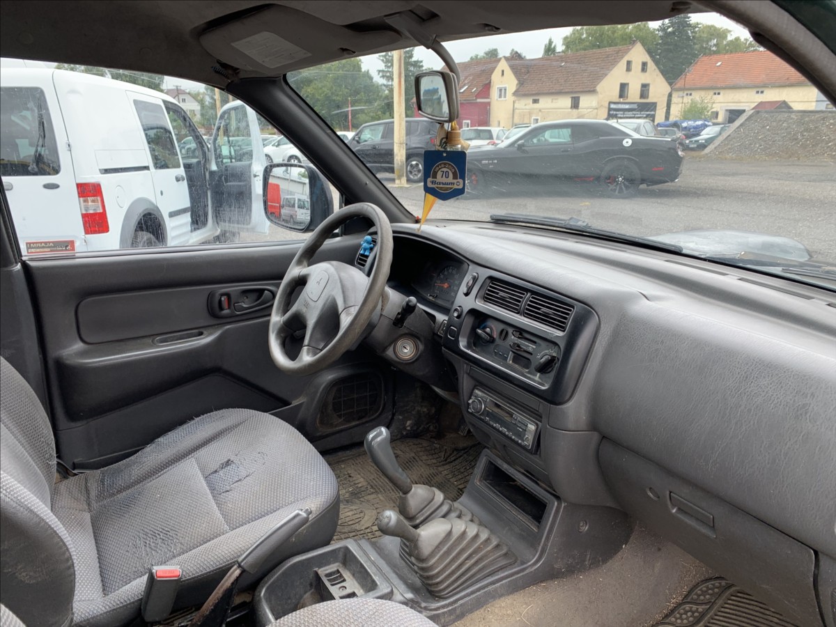 Mitsubishi L200