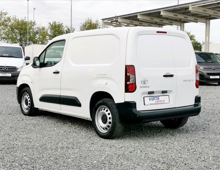 Toyota ProAce City 4