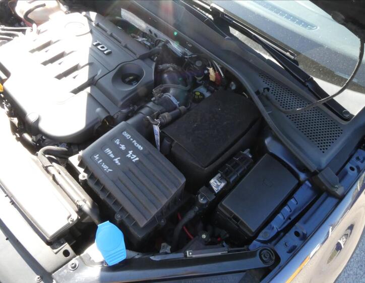 Volkswagen Golf 38