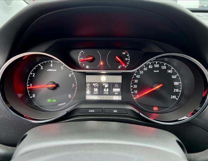Opel Crossland X 21