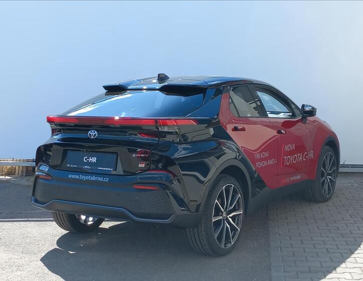 Toyota C-HR 3
