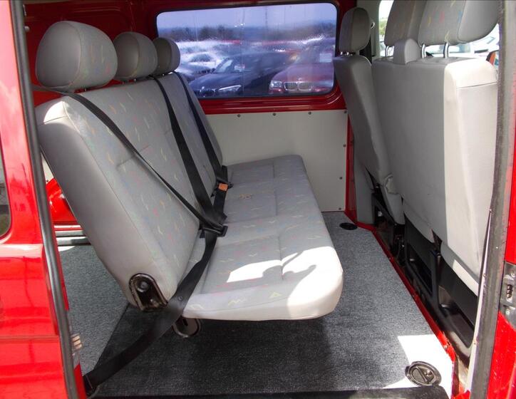 Volkswagen Transporter 17