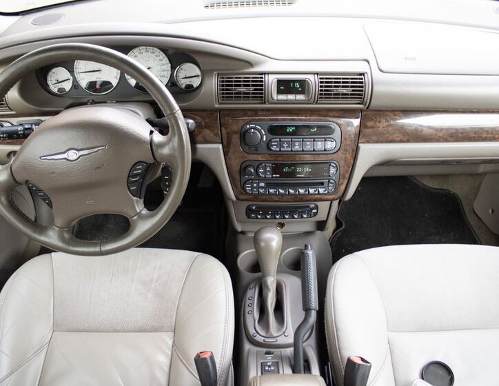 Chrysler Sebring 11