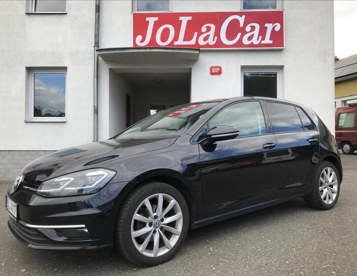 Volkswagen Golf 1