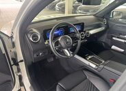 Mercedes-Benz EQB 9