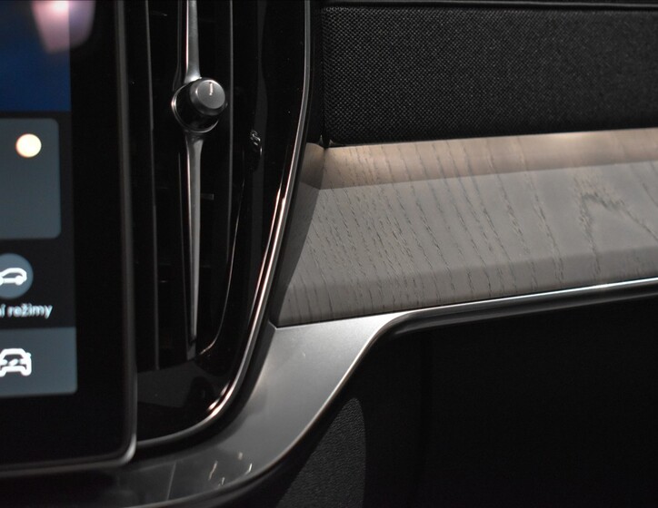 Volvo XC90 40