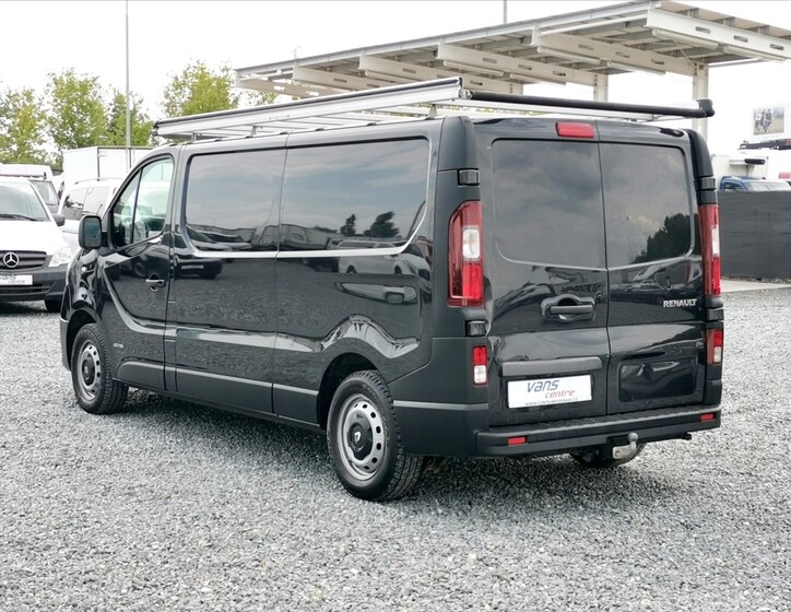 Renault Trafic 4