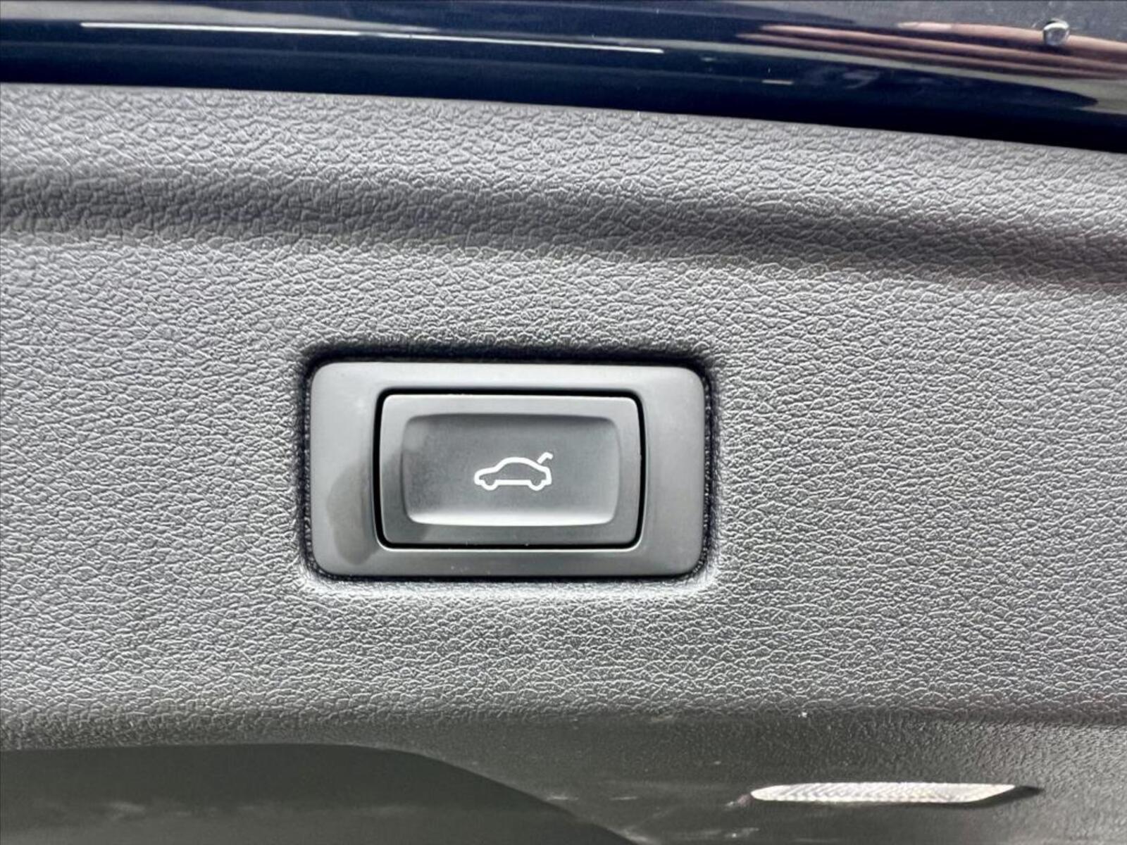 Audi A5 8