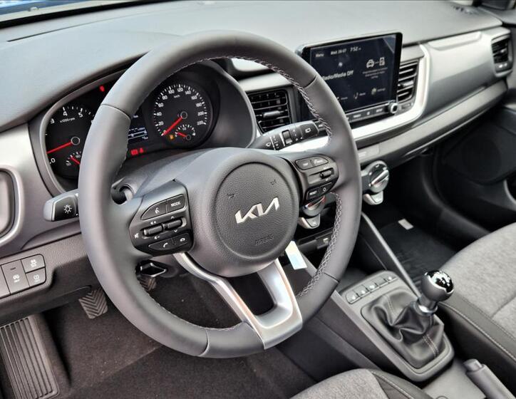 KIA Stonic 9