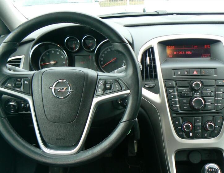 Opel Astra 11