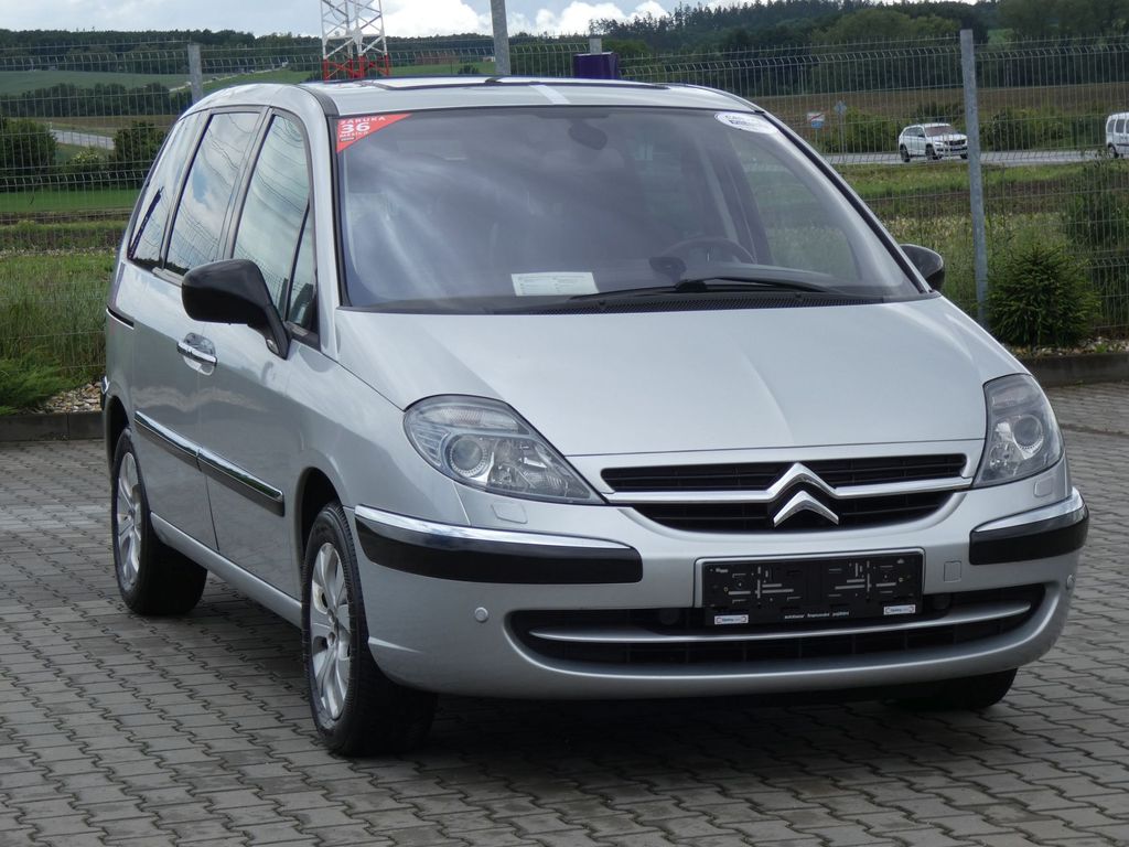 Citroën C8