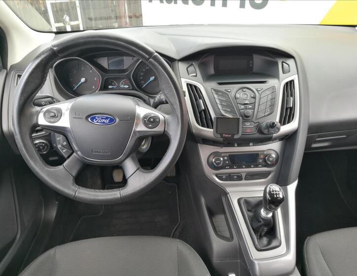 Ford Focus 5