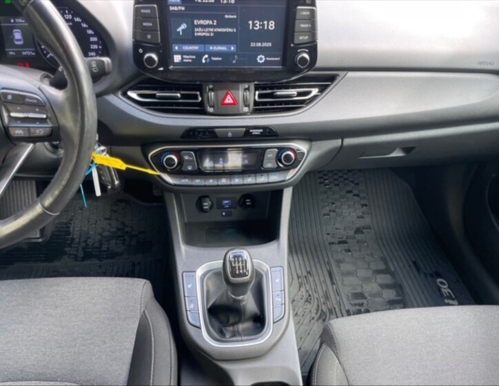 Hyundai i30 10