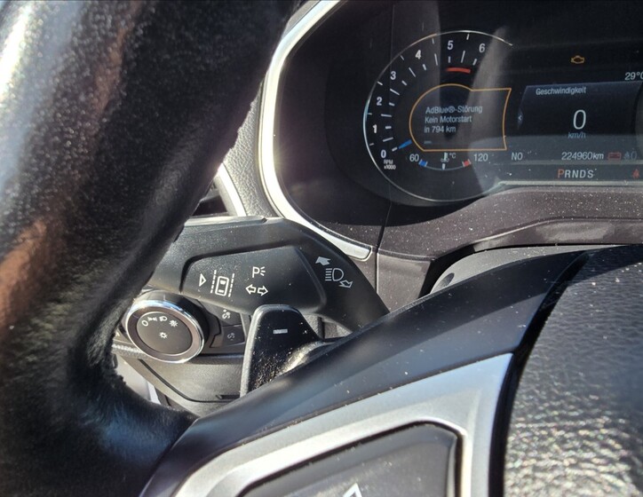 Ford Galaxy 19