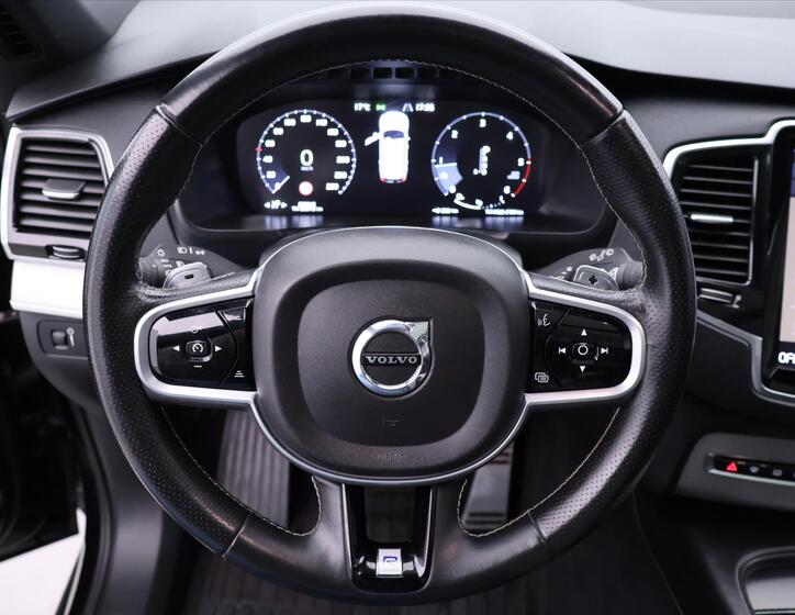 Volvo XC90 22