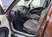 Mini Countryman 11