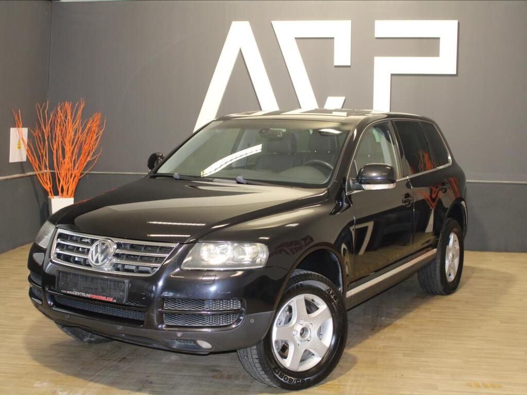 Volkswagen Touareg 1