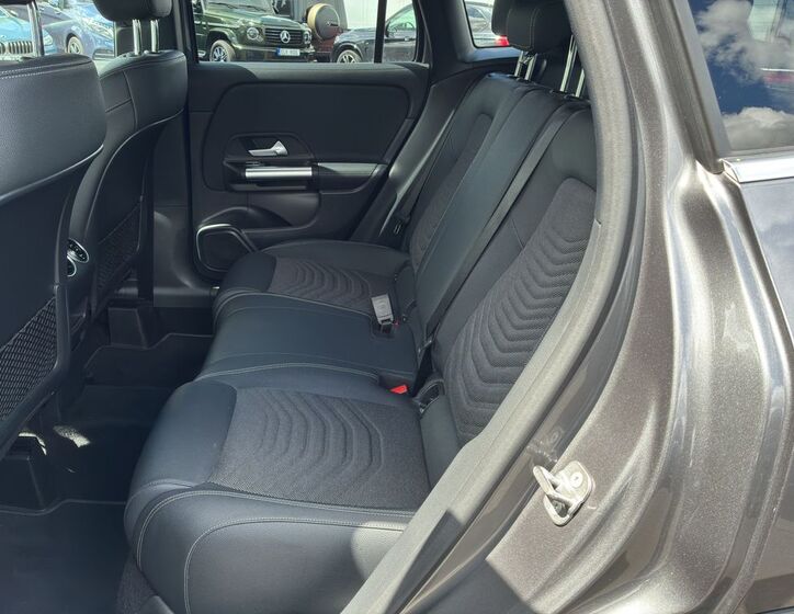 Mercedes-Benz GLA 14