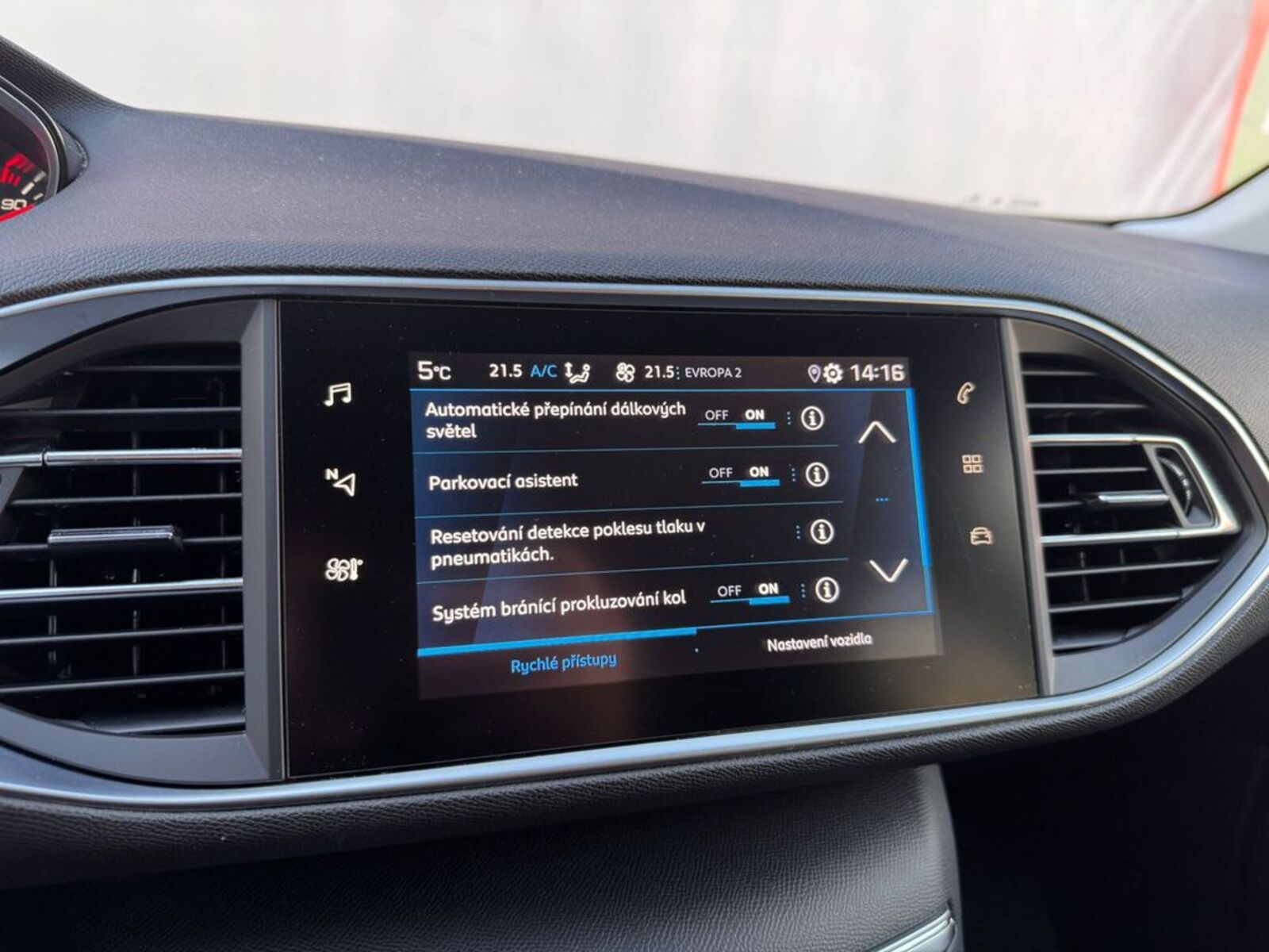 Peugeot 308 21