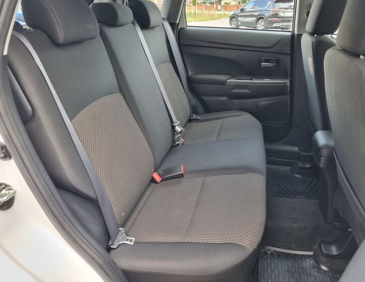Mitsubishi ASX 11