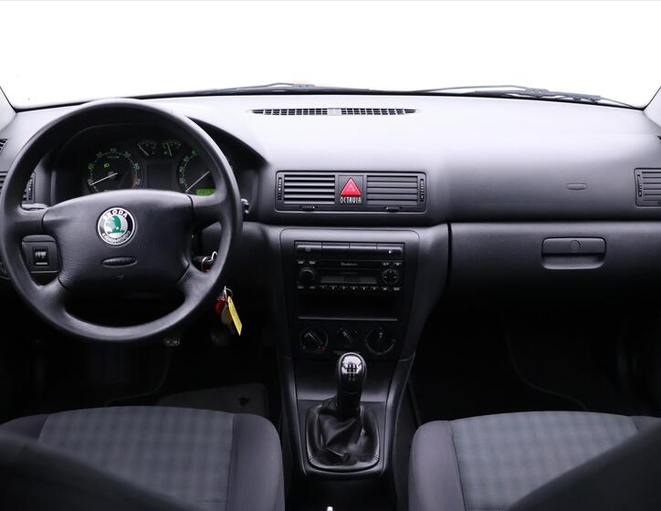 Škoda Octavia 21