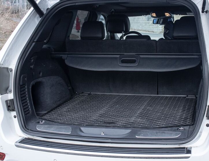 Jeep Grand Cherokee 30