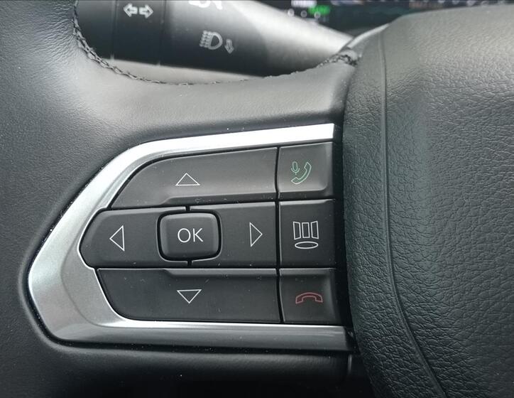 Jeep Compass 23