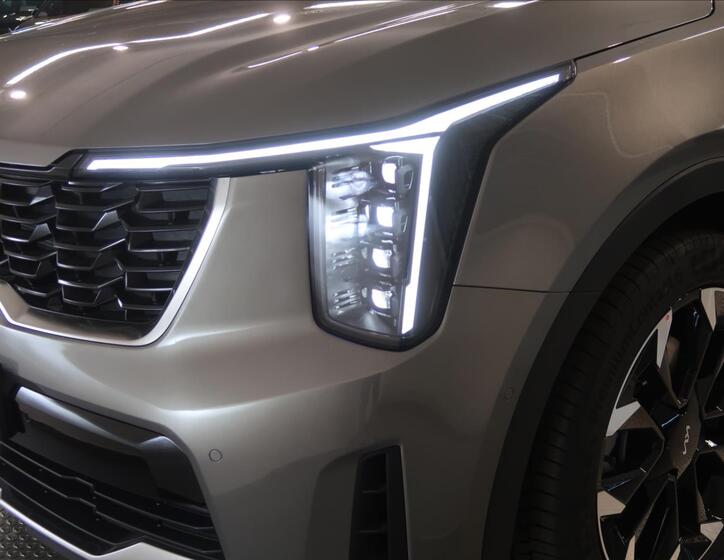 KIA Sorento 10