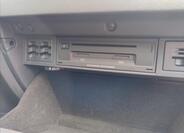 Volkswagen Golf 16
