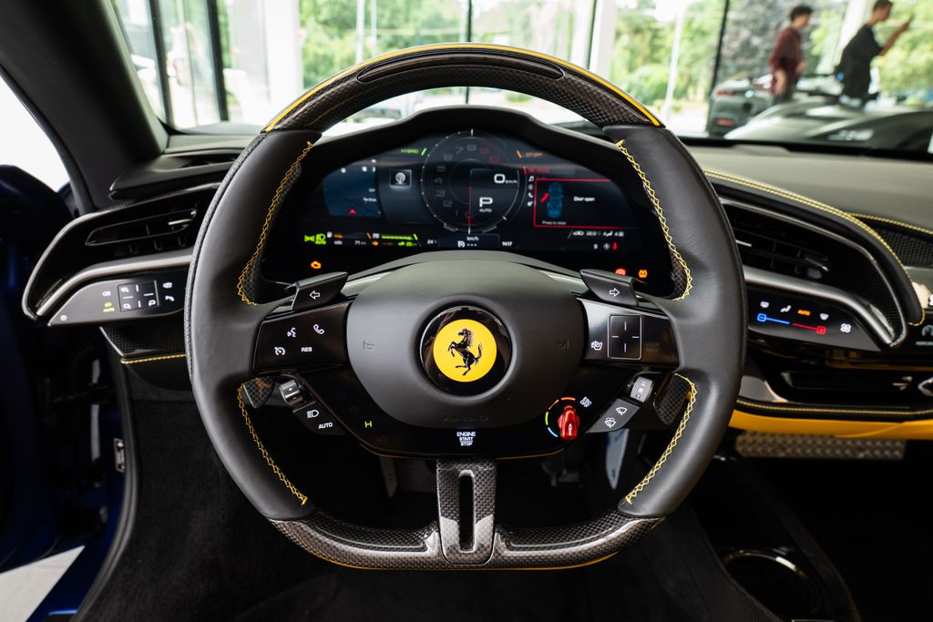 Ferrari SF90