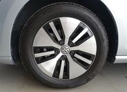 Volkswagen Golf 35
